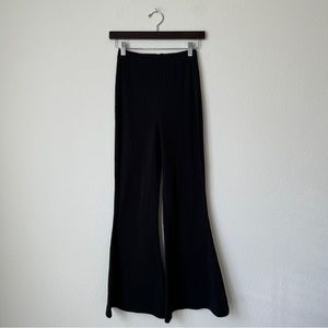 Missguided Petite ribbed kickflare legging in black